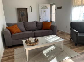 Lovely 2- Bedroom Duplex in Pueblo West